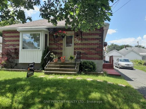 511 St Felix St, Cornwall, ON, K6H5B2 | Card Image