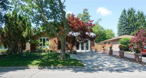 13 Kelly Ave, Simcoe, ON, N3Y4V6 | Card Image