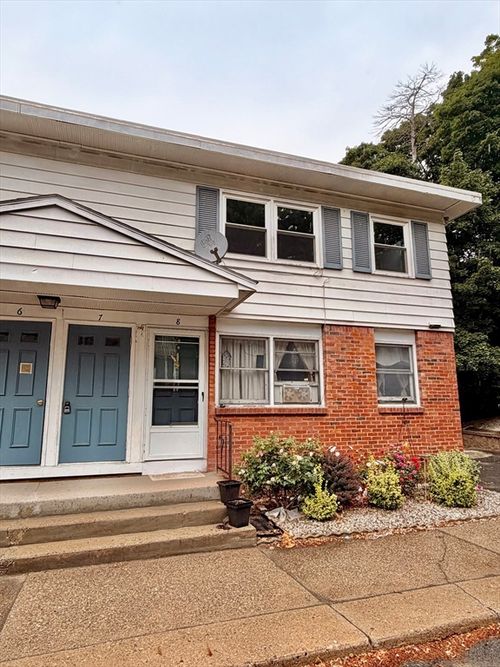 7-4 Pell St, Ludlow, MA, 01056-2760 | Card Image