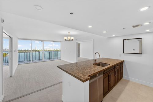 apt-2319-7601 E Treasure Dr, North Bay Village, FL, 33141-4370 | Card Image