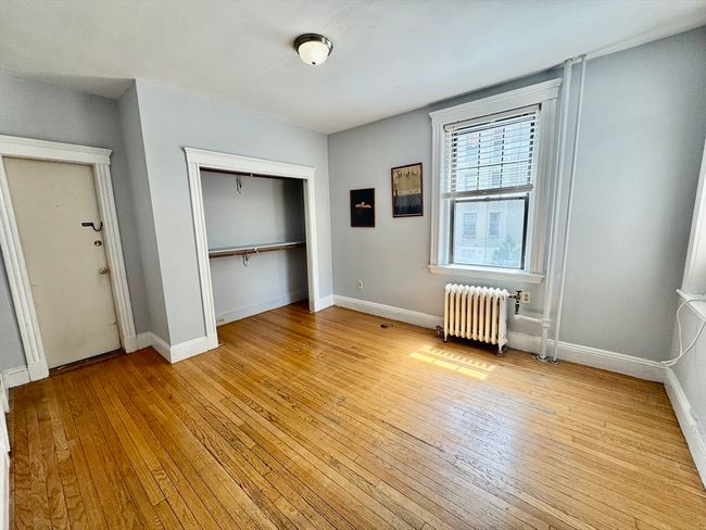 APT-3 - 6 Sutherland Rd, Condo with 2 bedrooms, 1 bathrooms and null parking in Boston MA | Image 5