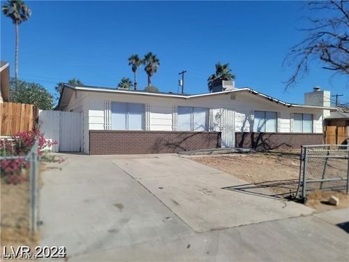 6232 Blair Way, Las Vegas, NV, 89107-3502 | Card Image