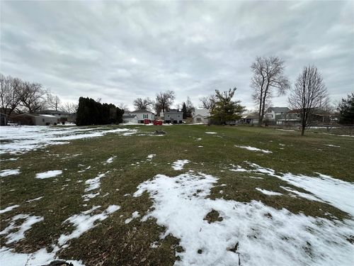 259 27th Ave Sw, Cedar Rapids, IA, 52404-4162 | Card Image