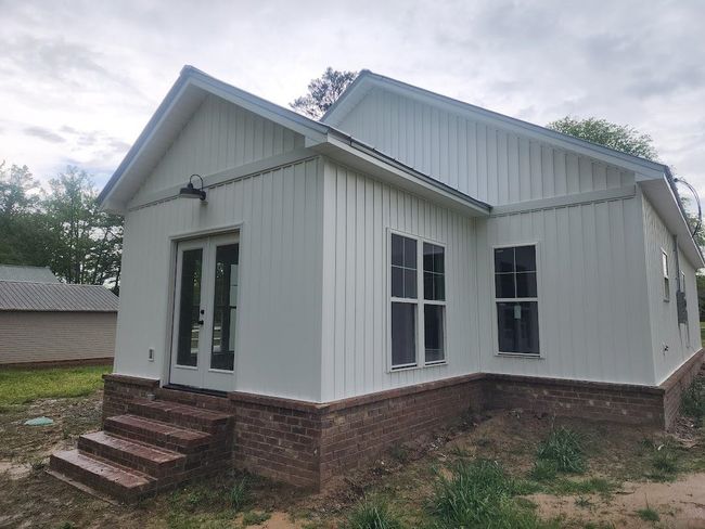 1804 Woodbreeze Cir Se, House other with 3 bedrooms, 2 bathrooms and null parking in Hartselle AL | Image 9