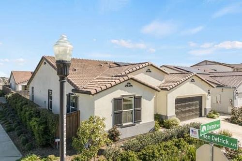 7447 Darque Way, Elk Grove, CA, 95757-1800 | Card Image