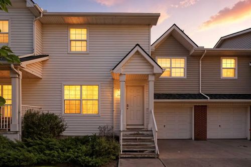 229 Prestwick Circle Se, Calgary, AB, T2Z3X9 | Card Image