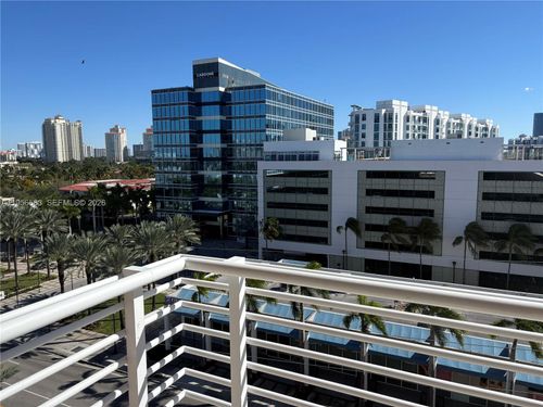 807-18800 Ne 29th Ave, Aventura, FL, 33180-2851 | Card Image