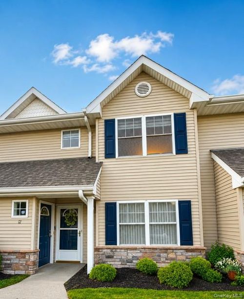11 Morley Circle, Huntington, NY, 11747 | Card Image