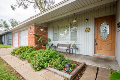 315 Pine Street, House other with 4 bedrooms, 2 bathrooms and null parking in Lake Jackson TX | Image 3