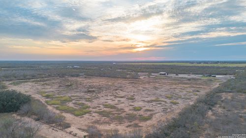 300 Private Road 2743, Moore, TX, 78057-0209 | Card Image