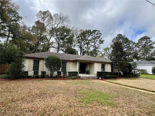 4055 Westmoreland Dr S, Mobile, AL, 36609-6133 | Card Image