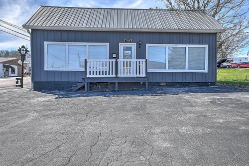 1704 Shelby St, Bristol, TN, 37620-1938 | Card Image
