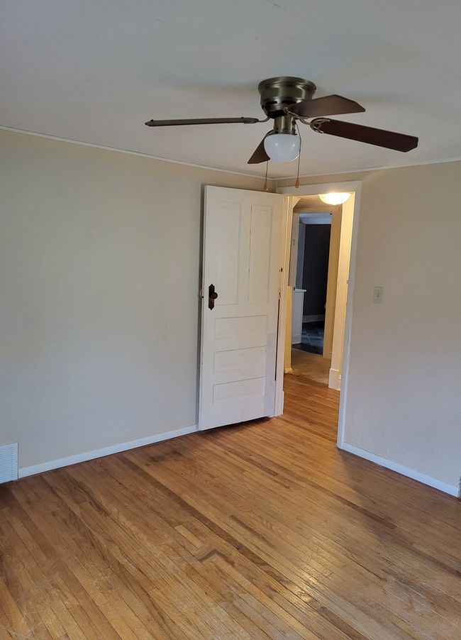 240 Maple St, House other with 5 bedrooms, 3 bathrooms and 2 parking in Paw Paw IL | Image 16