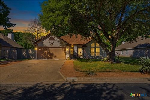 2608 Silver Valley Ln, Georgetown, TX, 78626-7566 | Card Image