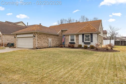26802 Inverness St, Woodhaven, MI, 48183-4375 | Card Image