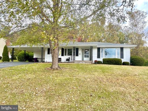 5 Fieldcrest Dr, TUNKHANNOCK, PA, 18657-7043 | Card Image