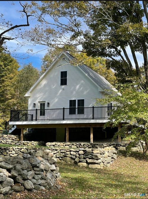 15 N Brook St, Hampton, CT, 06247-3600 | Card Image