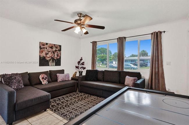 2320 Sw 36 Th Ave, House other with 6 bedrooms, 5 bathrooms and null parking in Fort Lauderdale FL | Image 15