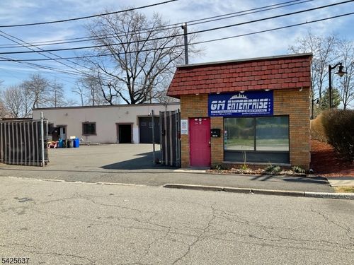 1 Sago St, Clifton, NJ, 07013-1722 | Card Image