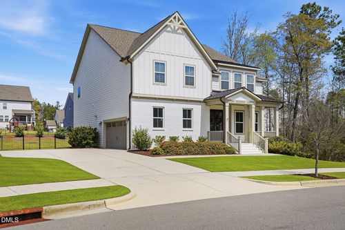 104 River Ledge Dr, Holly Springs, NC, 27540-4905 | Card Image