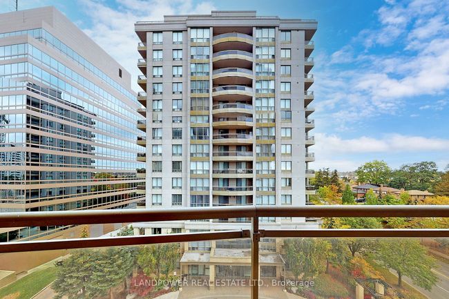 803 - 256 Doris Ave, Condo with 2 bedrooms, 2 bathrooms and 1 parking in North York ON | Image 17