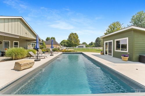 8987 New Castle Dr, Middleton, ID, 83644-5957 | Card Image