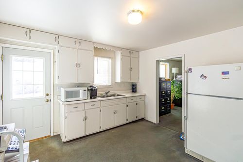 628 E Sheridan St, Ely, MN, 55731 | Card Image