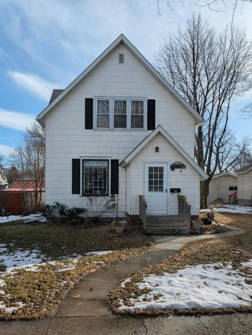 418 S 6th St, Montevideo, MN, 56265-1925 | Card Image