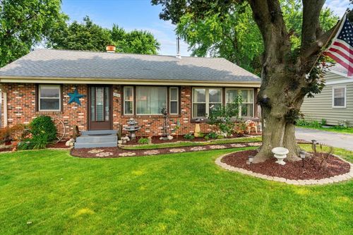 1610 Pleasant Ave, McHenry, IL, 60050-3619 | Card Image
