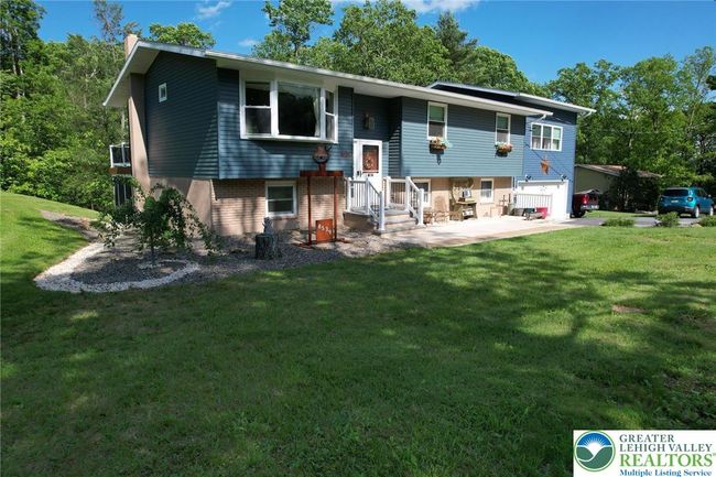 8539 Rextown Rd, House other with 4 bedrooms, 4 bathrooms and null parking in Slatington PA | Image 12