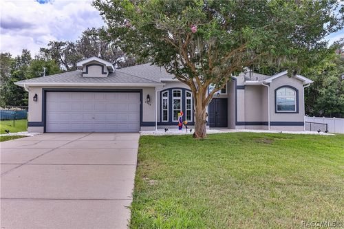 5904 W Meadowpark Ln, Crystal River, FL, 34429-2700 | Card Image