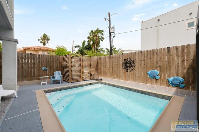 B - 212 W Acapulco St, Townhouse with 3 bedrooms, 3 bathrooms and 2 parking in South Padre Island TX | Image 33
