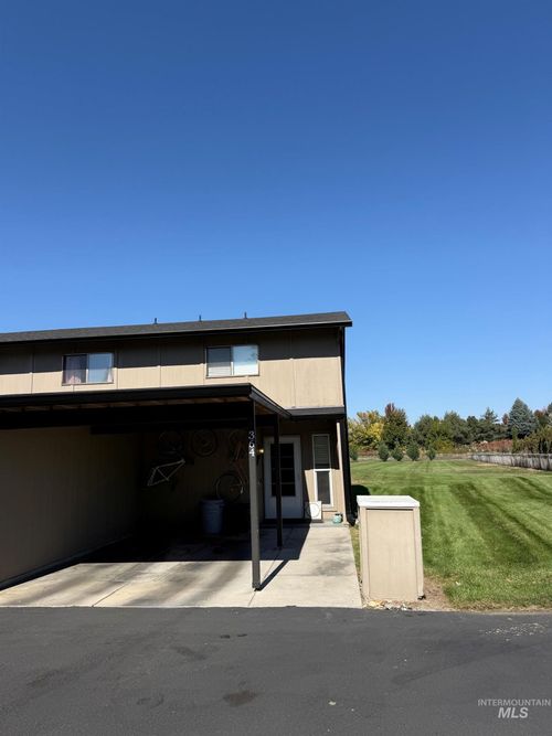 364 N Eagle Glen Ln, Eagle, ID, 83616-4940 | Card Image