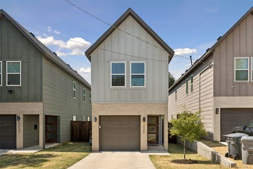 2225 Bethurum Ave, Dallas, TX, 75215-5124 | Card Image