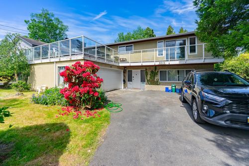 5313 10 Ave, Delta, BC, V4M1X6 | Card Image