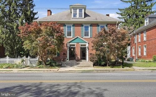 537 and 539 E King Street, CHAMBERSBURG, PA, 17201 | Card Image