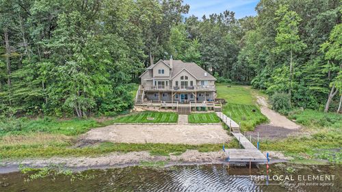 7805 Cougar Dr, Delton, MI, 49046-7554 | Card Image