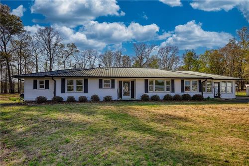 10 Wolfskin Rd, Arnoldsville, GA, 30619-2009 | Card Image