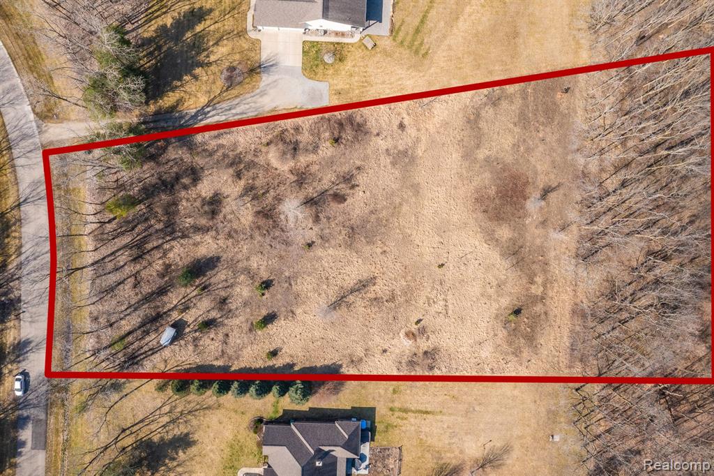 Hidden Ridge Dr, Metamora, MI 48455