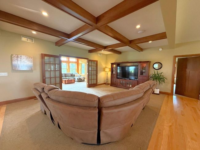 17216 County Road 5 Nw, House other with 5 bedrooms, 4 bathrooms and null parking in New London MN | Image 26