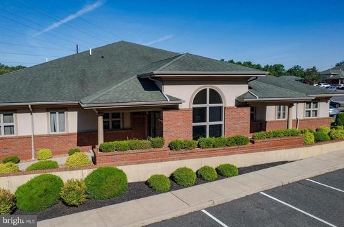 1051 W Sherman Ave, Vineland, NJ, 08360-6931 | Card Image