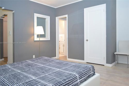 apt-12-1021 Euclid Ave, Miami Beach, FL, 33139-8200 | Card Image