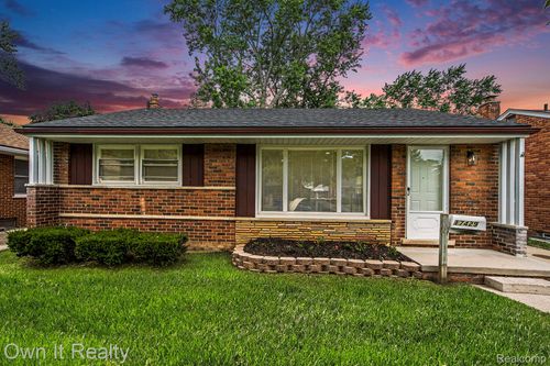 17429 Fox, Redford, MI, 48240-2309 | Card Image