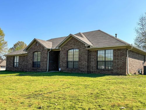 2500 Margaret Cir, Conway, AR, 72034-8306 | Card Image