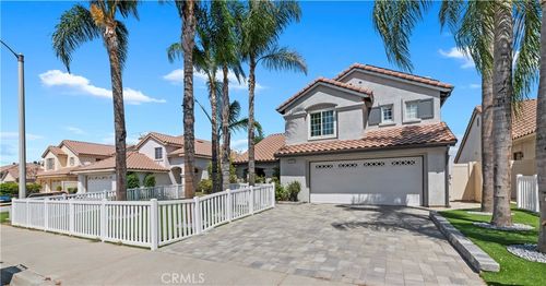 27214 Englewood St, Moreno Valley, CA, 92555-4931 | Card Image