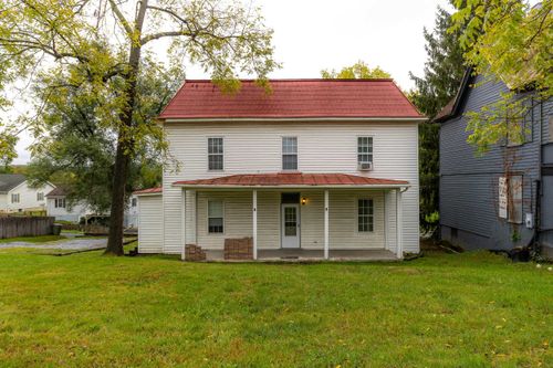 817 Grayson Ave, Waynesboro, VA, 22980-6036 | Card Image