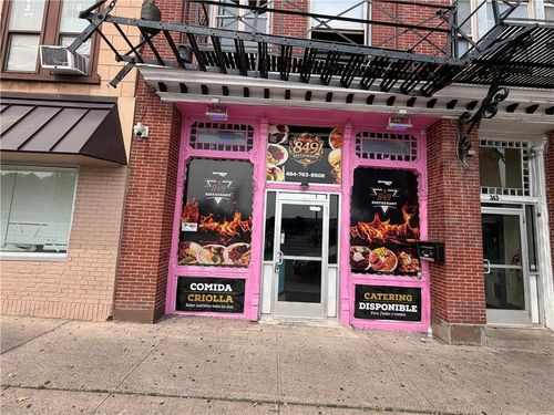 343 Hamilton St, Allentown, PA, 18101-1819 | Card Image
