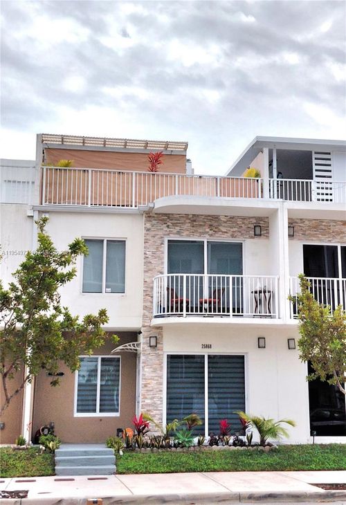 25868 Sw 139th Path, Homestead, FL, 33032-6696 | Card Image