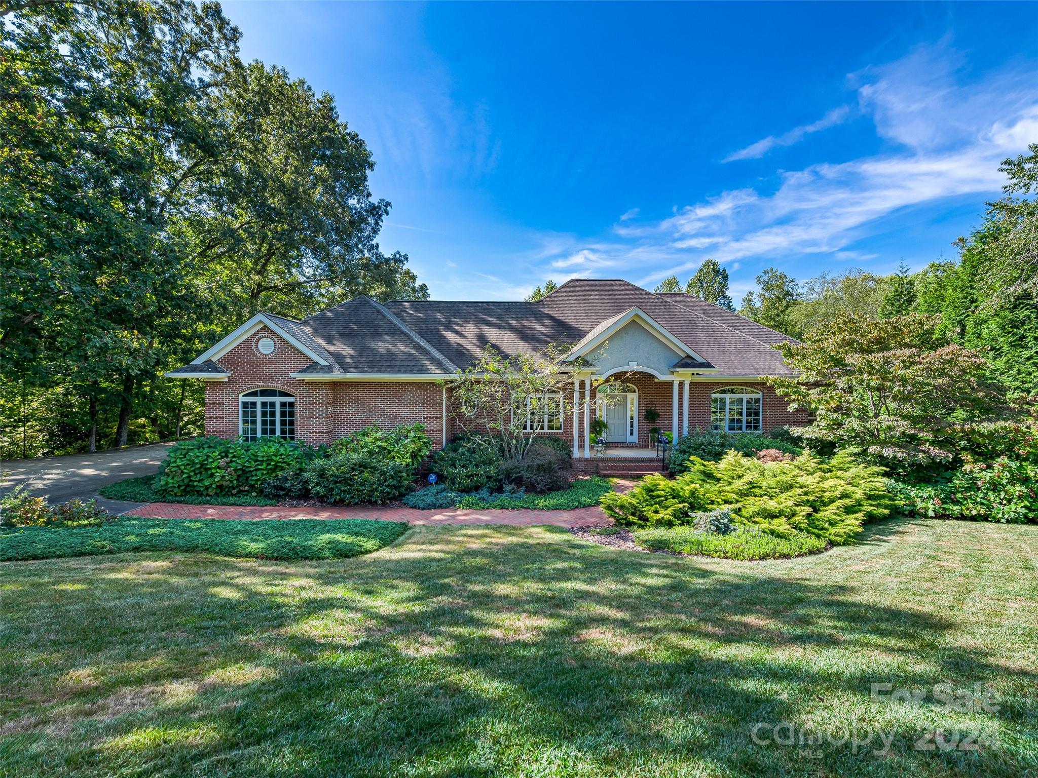 Plains Dr, Asheville, NC 28803