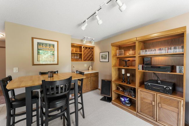 5605 Donegal Dr, Townhouse with 2 bedrooms, 2 bathrooms and null parking in Saint Paul MN | Image 36